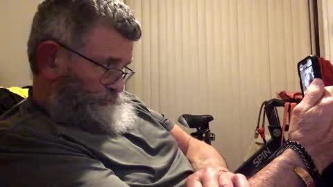 nightmoves1970 online show from December 24, 4:33 am