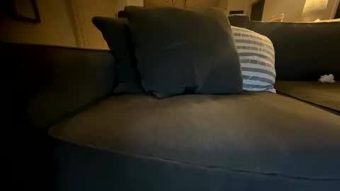 Snapshot of nightranger737 chatting on February 24, 3:15 am nightranger737 online show from February 24, 3:15 am