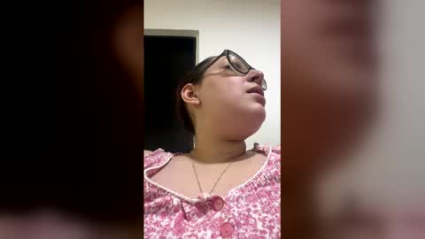 Anni online show from April 8, 3:06 am