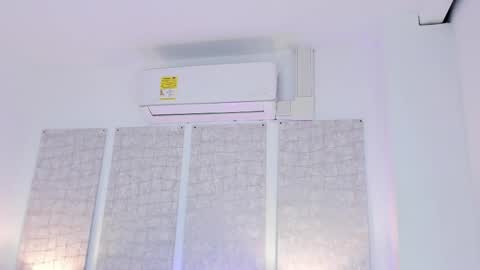 Niicole online show from March 12, 7:06 pm