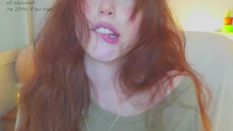 of Nylasweet online show from March 11, 9:48 pm