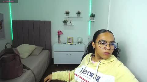          online show from February 12, 3:05 pm