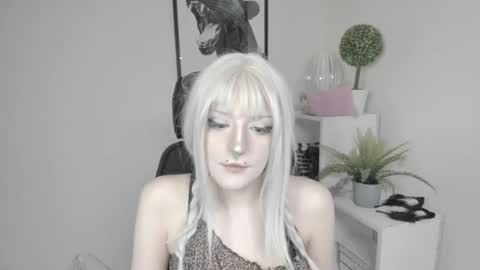 Snapshot of nika_dream1 chatting on July 24, 5:49 am Nika online show from July 24, 5:49 am