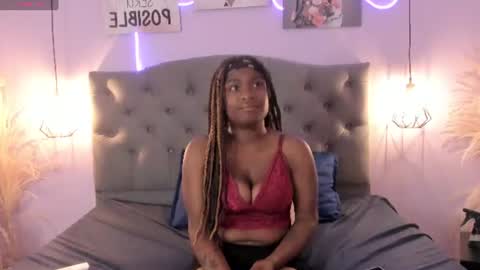 Snapshot of nika_moonjb chatting on July 6, 1:52 pm Nka online show from July 6, 1:52 pm