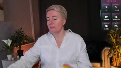 Nika online show from April 18, 5:22 am