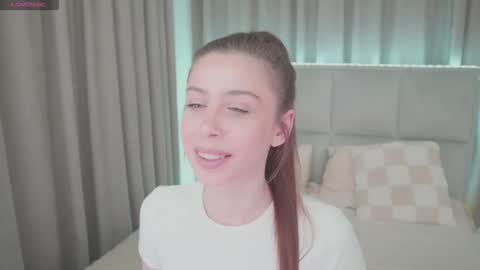 Snapshot of nikaletta chatting on May 23, 12:16 am Nika online show from May 23, 12:16 am