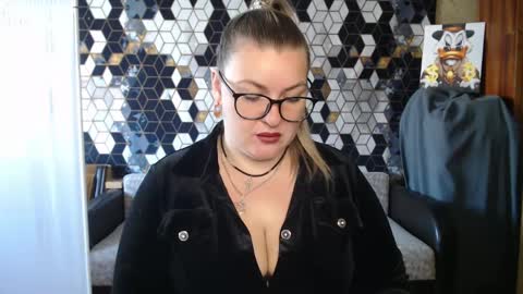 Nika online show from May 6, 5:14 am