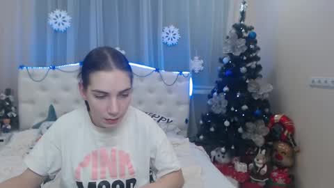 Snapshot of nikastarkk chatting on December 13, 8:37 pm nikastarkk online show from December 13, 8:37 pm