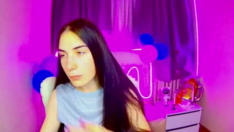 Snapshot of nikastarkk chatting on October 1, 6:41 am nikastarkk online show from October 1, 6:41 am
