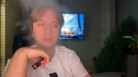 Celine online show from December 21, 7:32 pm