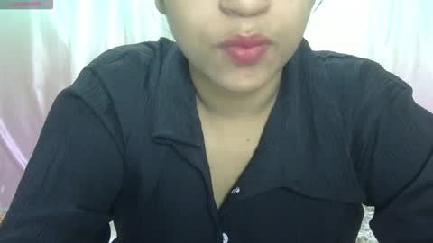 Snapshot of nike_aj chatting on March 19, 6:17 am Nike online show from March 19, 6:17 am