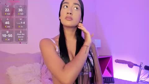    online show from November 11, 7:58 pm