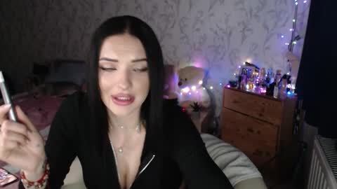 nikimousi online show from March 14, 10:15 pm