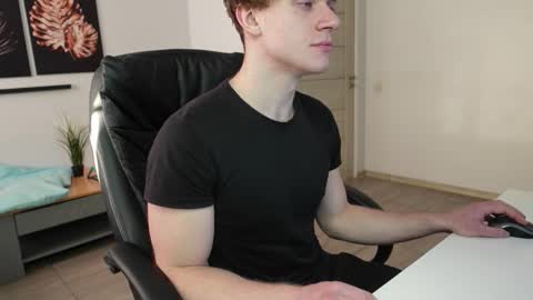 nikki online show from February 8, 2:20 pm