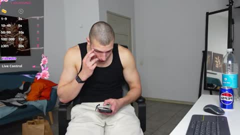 Snapshot of nikki_hard chatting on May 8, 7:36 am nikki online show from May 8, 7:36 am