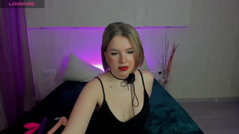 Nikki online show from February 1, 10:37 am