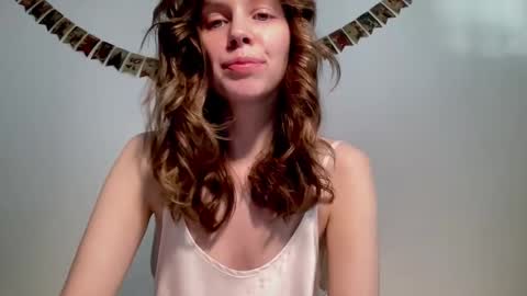 Nikki online show from February 7, 10:08 am