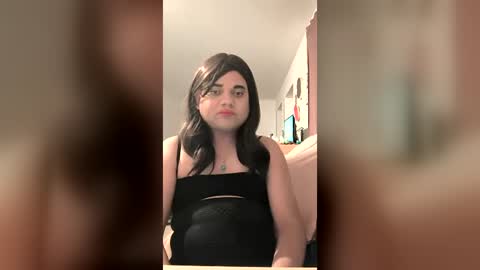 Snapshot of nikki_shecd chatting on June 19, 9:40 pm nikki_shecd online show from June 19, 9:40 pm