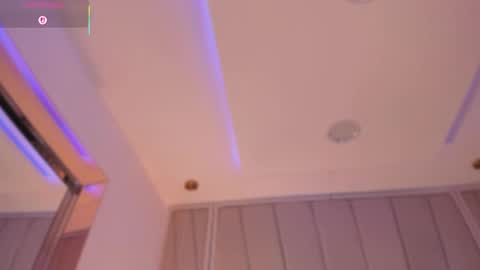 Nikki  online show from March 10, 7:42 am