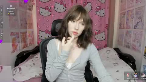 Snapshot of nikkimiltonss chatting on June 19, 8:07 am Nikki online show from June 19, 8:07 am