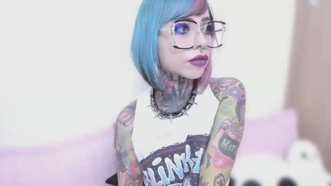 Nikki Ramone   online show from September 29, 11:20 pm