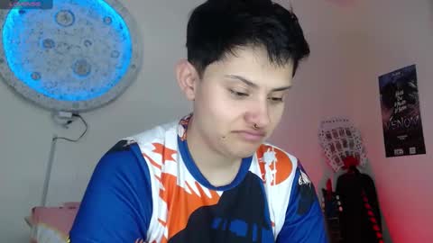 Nikky online show from February 2, 1:30 pm