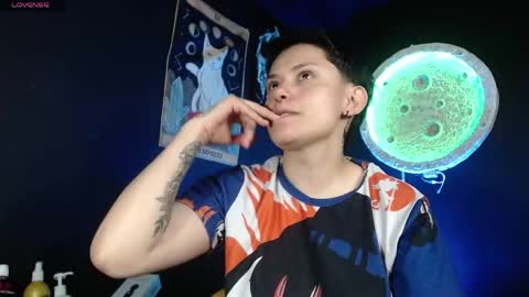 Nikky online show from May 21, 4:58 pm