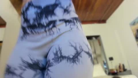     online show from November 6, 11:11 am