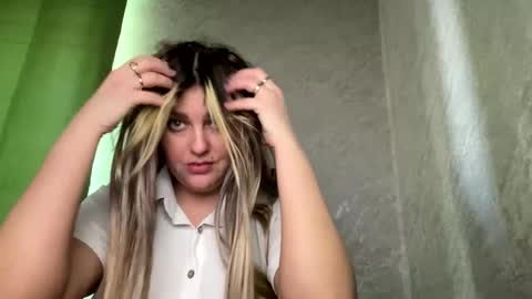 Nika online show from December 10, 7:16 am