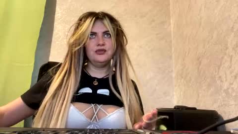 Nika online show from December 12, 10:13 am