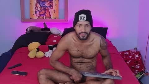 Snapshot of niko_roko chatting on May 25, 10:05 pm niko_roko online show from May 25, 10:05 pm