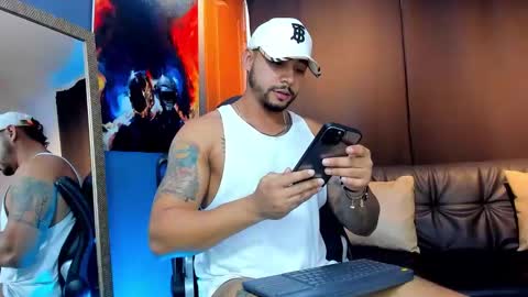 Nikola Hank online show from December 21, 4:30 am