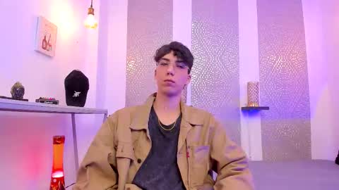    online show from December 2, 4:18 am