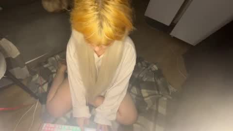 nikoli_naw online show from April 13, 7:52 pm