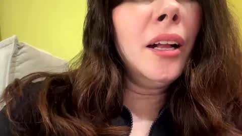 Snapshot of nikoltravel chatting on March 11, 9:32 pm Nikol online show from March 11, 9:32 pm