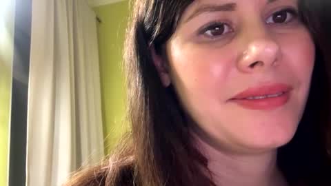 Snapshot of nikoltravel chatting on April 19, 9:17 pm Nikol online show from April 19, 9:17 pm