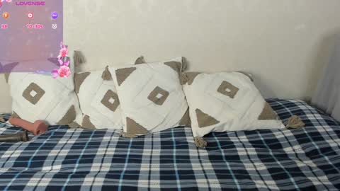 niko online show from December 5, 6:43 am