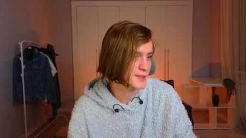 niko online show from March 11, 7:36 pm