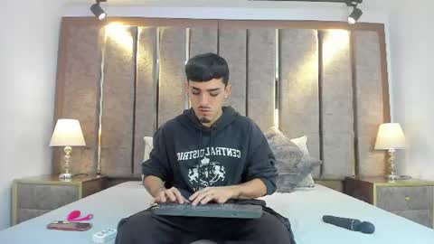 Niko Stone online show from July 8, 4:17 am