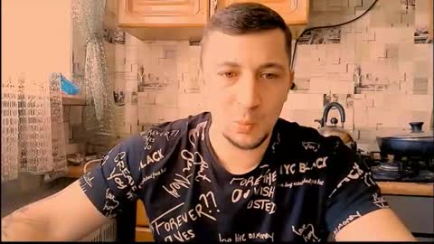 Snapshot of nikqredhot chatting on February 10, 7:56 am NikQRedhot online show from February 10, 7:56 am