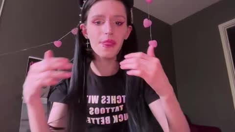 Snapshot of niky_long chatting on May 22, 11:49 am Niky online show from May 22, 11:49 am