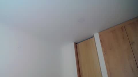 nila online show from February 13, 9:49 pm