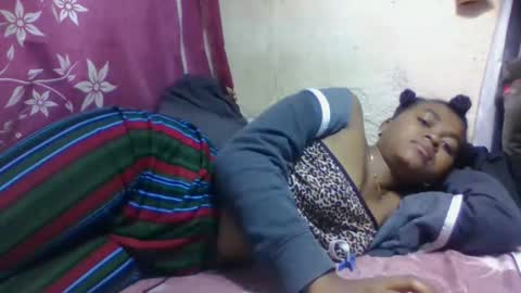 nilah online show from November 11, 2:17 pm