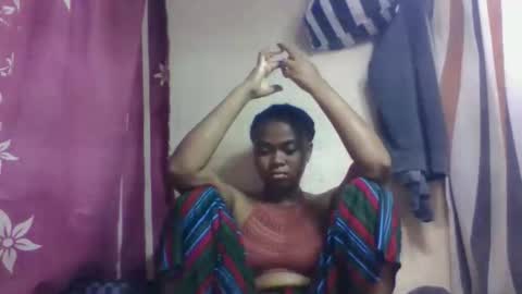 nilah online show from November 18, 3:05 pm