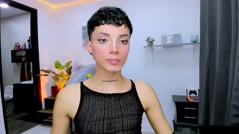 Snapshot of nilam217 chatting on September 20, 1:06 am Nilam online show from September 20, 1:06 am