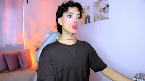 Nilam online show from April 7, 8:42 pm