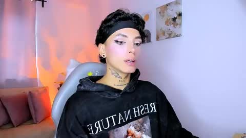 Nilam online show from April 17, 6:11 pm