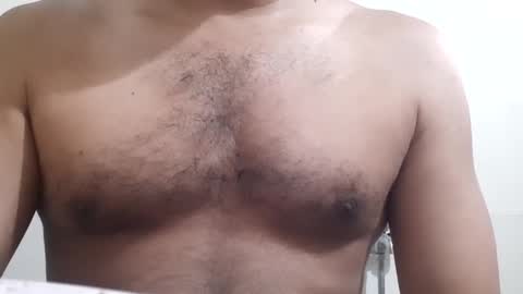 Snapshot of nileshfree chatting on January 14, 2:40 am nileshfree online show from January 14, 2:40 am