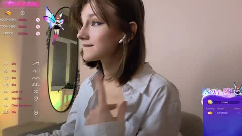 Nillie online show from December 11, 8:50 pm