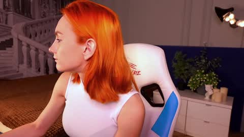 Nillie online show from January 31, 9:59 pm